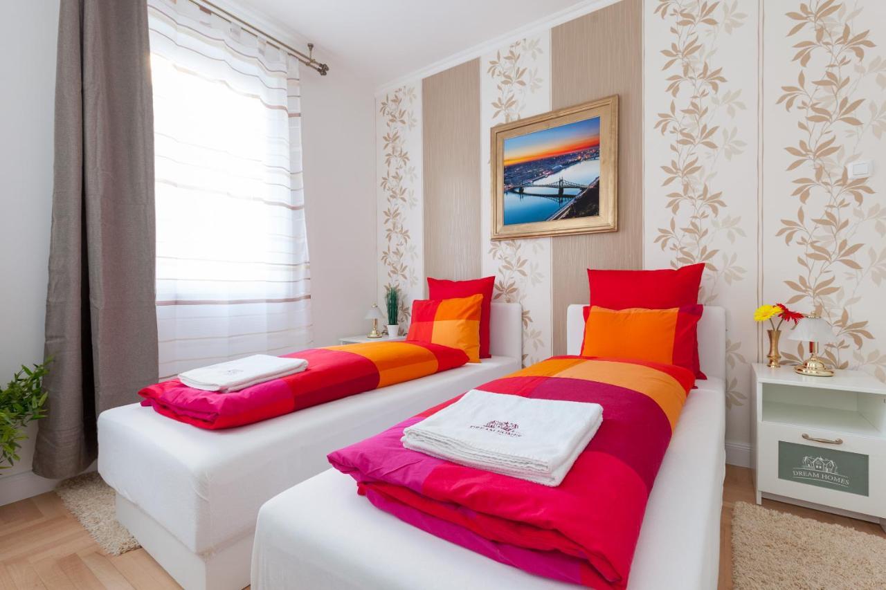Apartman Gde Hollo *